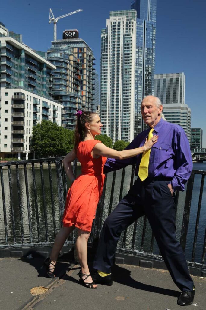 Join this Saturday for tango dancing near Canary Wharf!