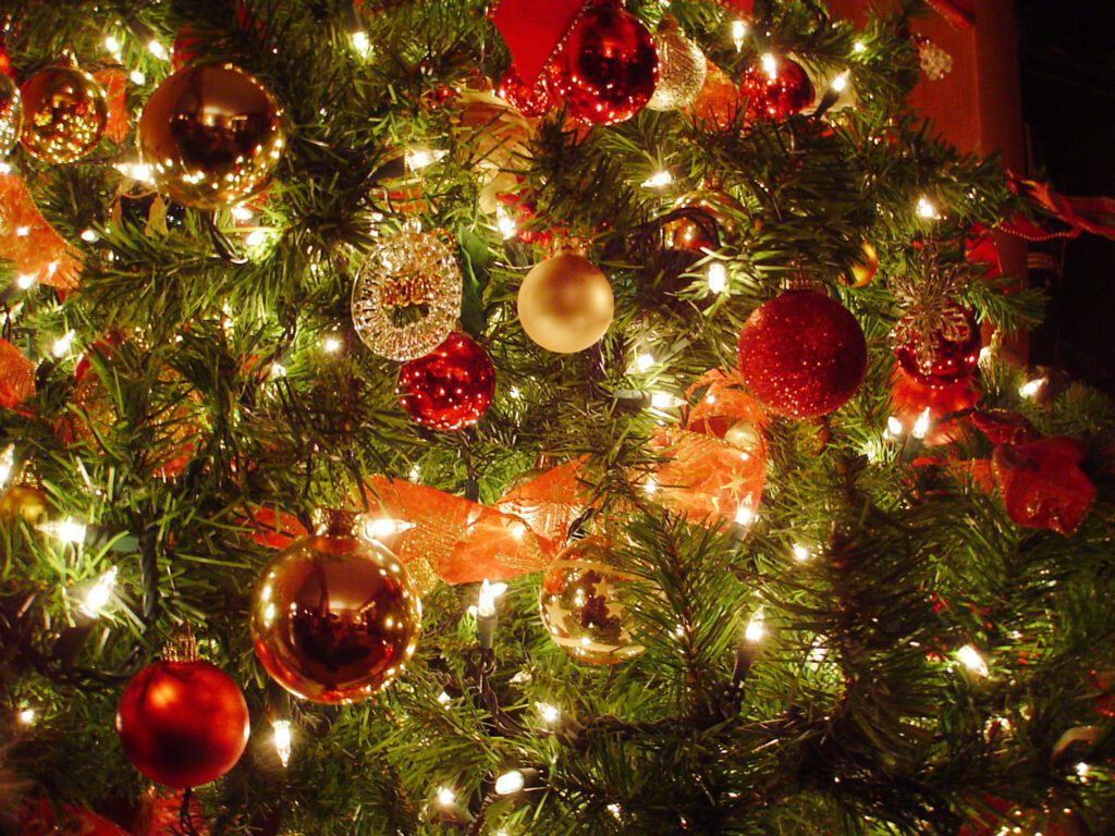 christmas ornaments 1198878